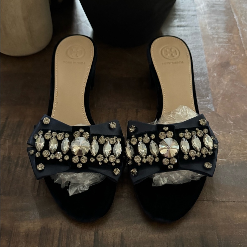 EUC Tory Burch valentina bow slide $378 SZ 8.5